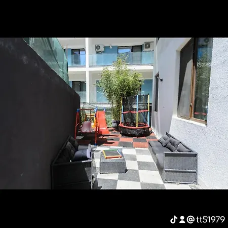 Vila Lily Pensión